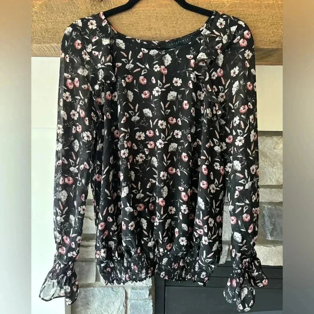 Sanctuary Blouse M Black Floral Ruffle Flounce Whimsigoth Fairy Dark Romantic